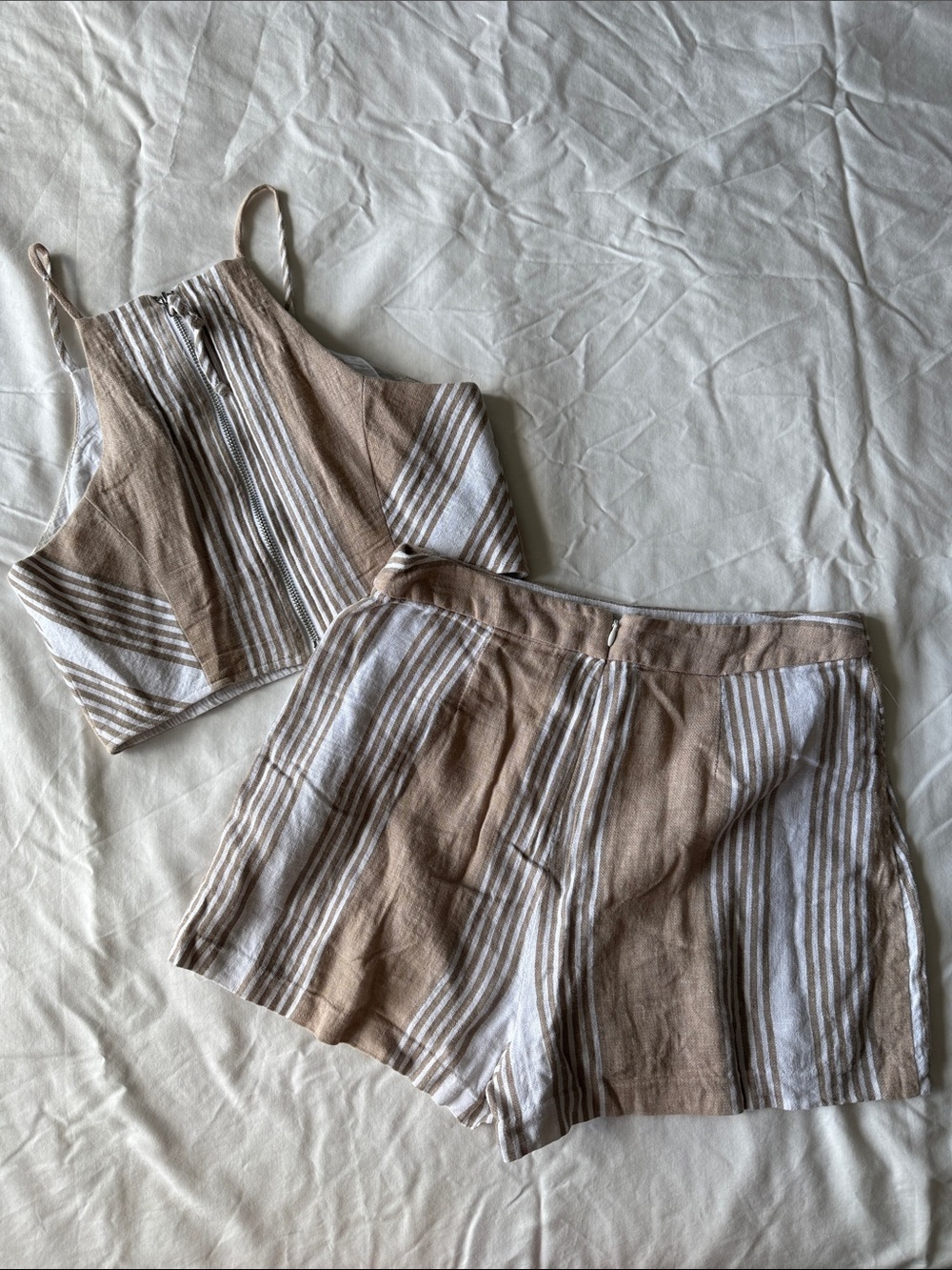 Striped Linen-Blend Crop Top & Shorts Set in Beige and White - Picture 2 of 9